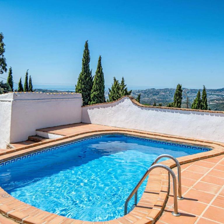 Villa Encinas by Villa Plus - Villa - 9