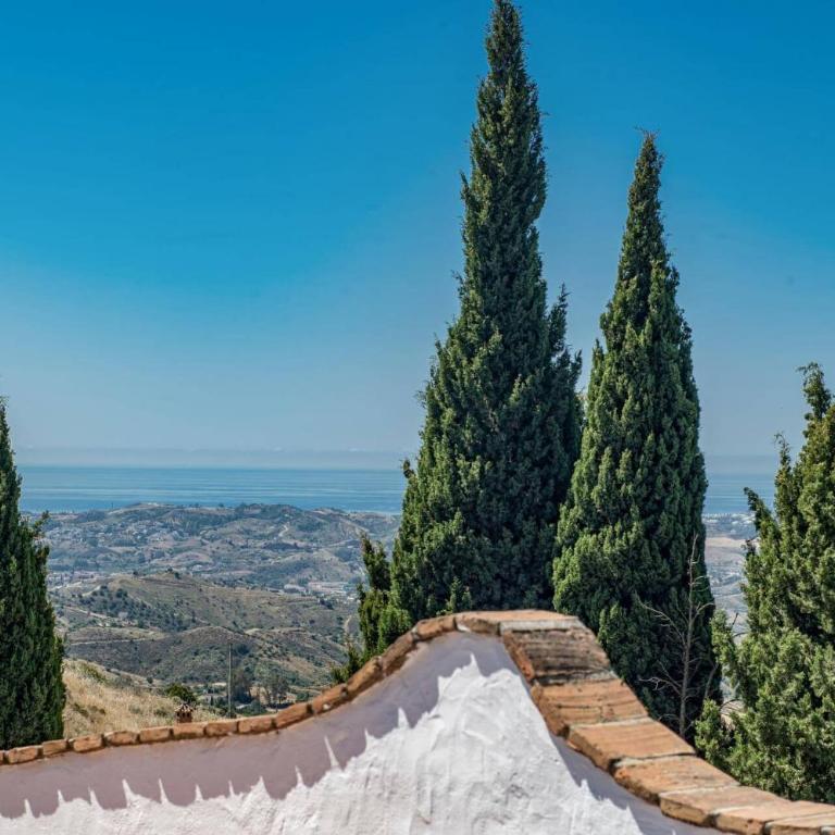 Villa Encinas by Villa Plus - Villa - 16