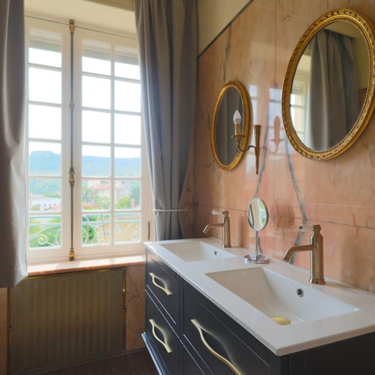 Chambres d hôtes dans maison bourgeoise Douce France - Chambre Deluxe - 13