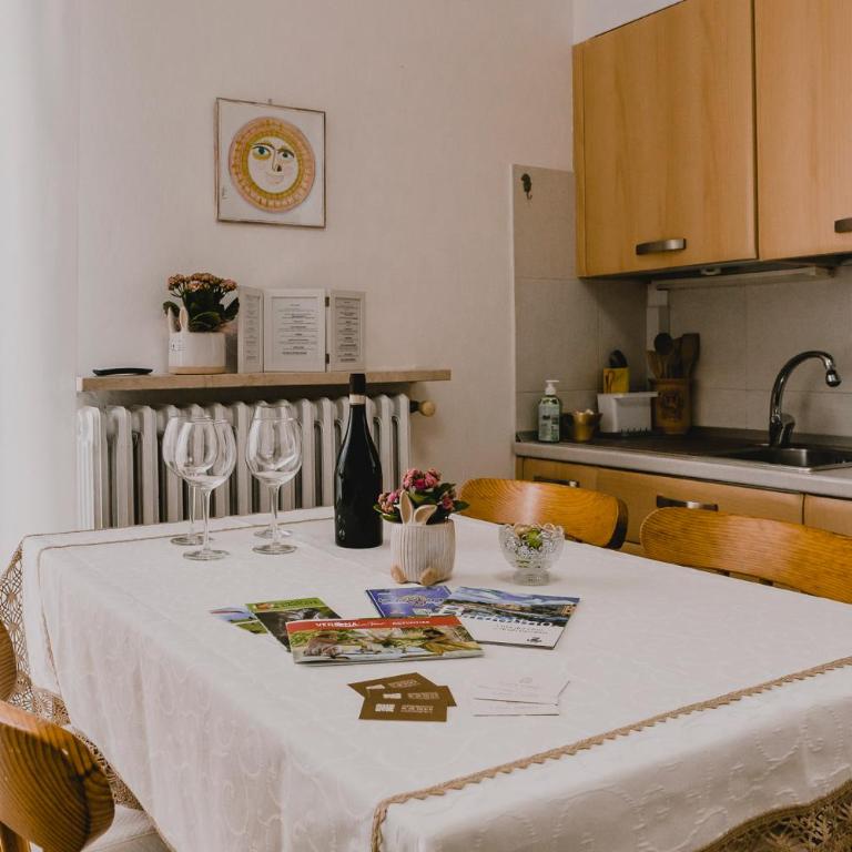 CASA GINEV Room & Apartments - Two-Bedroom Apartment with Terrace - 8