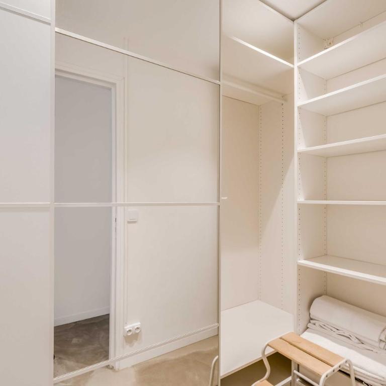 Modern 1BDR 2P flat with a balcony – Ménilmontant - Appartement 1 Chambre - 10