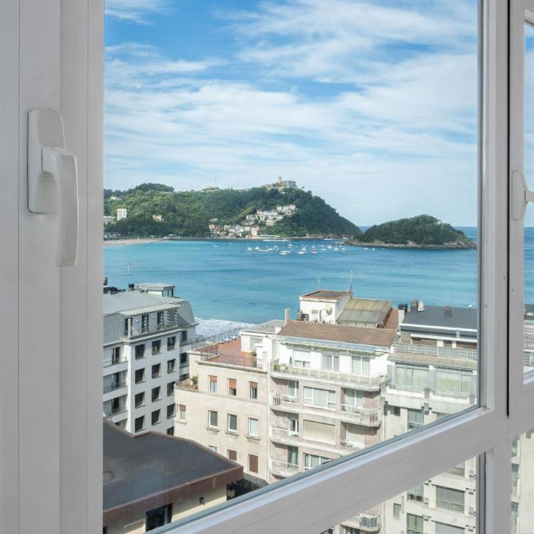 INNSiDE by Meliá San Sebastián Orly - Innside Premium Room Sea View - 4