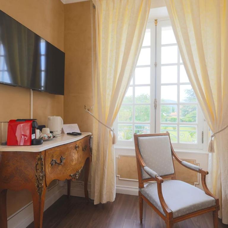 Chambres d hôtes dans maison bourgeoise Douce France - Chambre Deluxe - 10