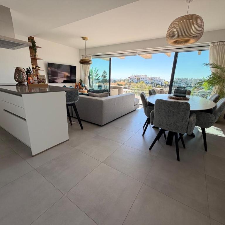 Modern Sea View 3 Bedroom Apartment - Apartamento de 3 dormitorios - 17
