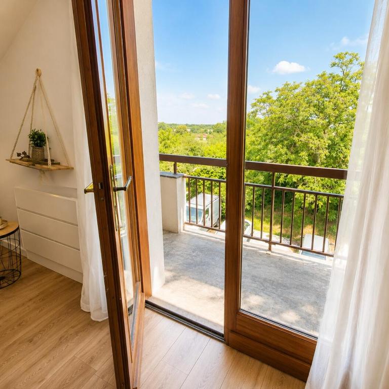 Large cozy lodge 2 bedrooms 2 bathrooms Terrace - Two-Bedroom House - 6