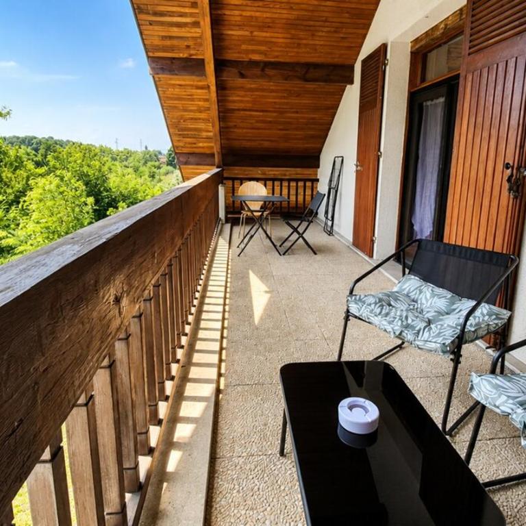 Large cozy lodge 2 bedrooms 2 bathrooms Terrace - Two-Bedroom House - 20