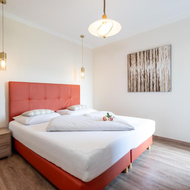 Hotel Garni ELISABETH - Familienzimmer mit Seeblick - 4