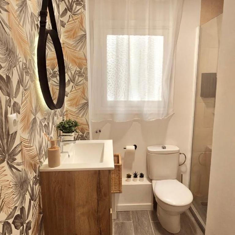 Apartamento moderno en centro histórico junto a la playa - Two-Bedroom Apartment - 10