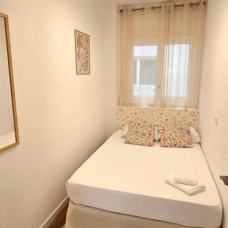 Apartamento moderno en centro histórico junto a la playa - Two-Bedroom Apartment - 12