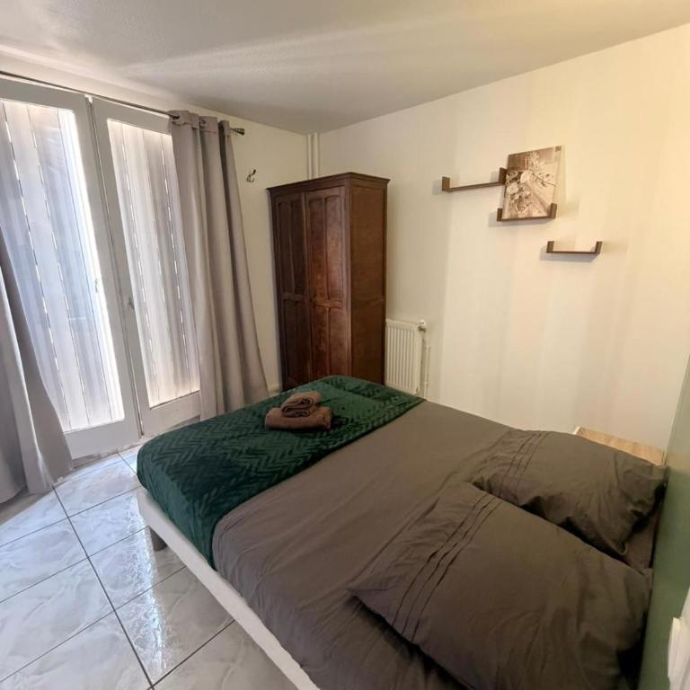Grand Appartement Ideal grand Groupe Pour concert Stade de France - One-Bedroom Apartment - 5