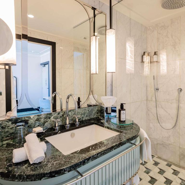 Mondrian Cannes - Chambre Deluxe - Vue sur Ville - 4