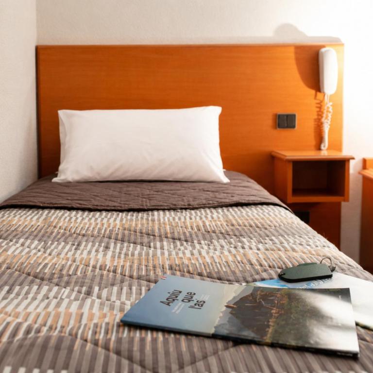 Hôtel Compostelle - Chambre Lits Jumeaux Économique - 4
