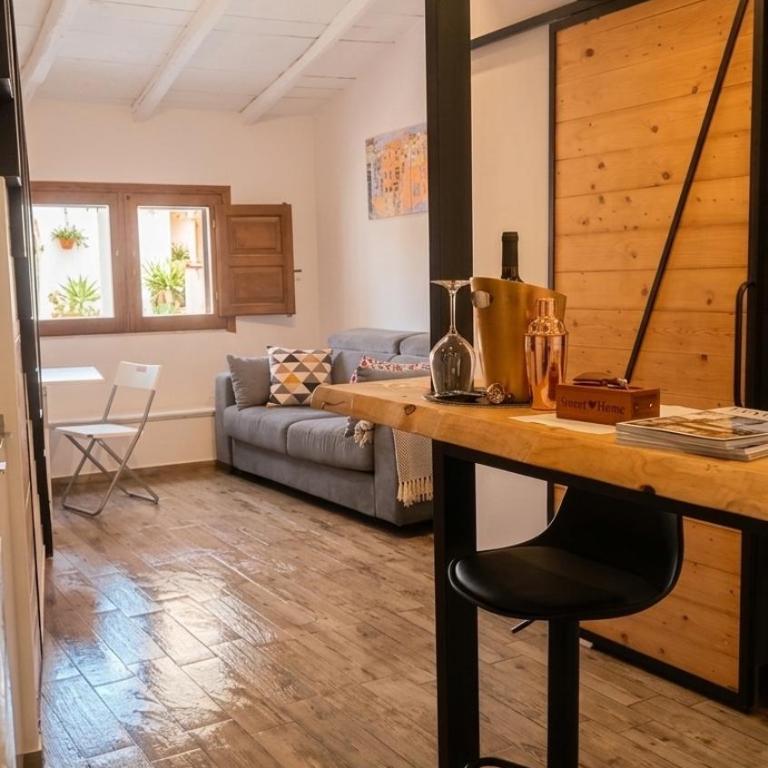 NINETTI GUEST HOUSE - Apt CENTRO STORICO-500m dal Duomo - Deluxe Studio - 3