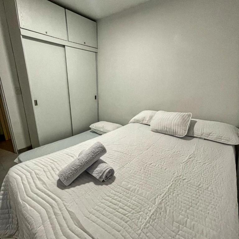 Sunset 47 Rooftop Stay - Three-Bedroom Apartment with View - 8