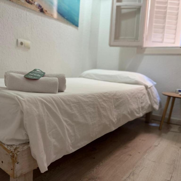 Hostal Ibiza - Habitación Individual con ducha - 2