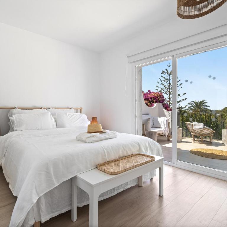 Las Pergolas - Three-Bedroom House - 7