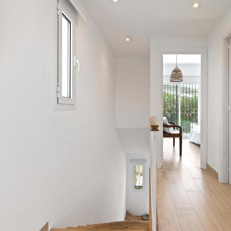 Las Pergolas - Three-Bedroom House - 24