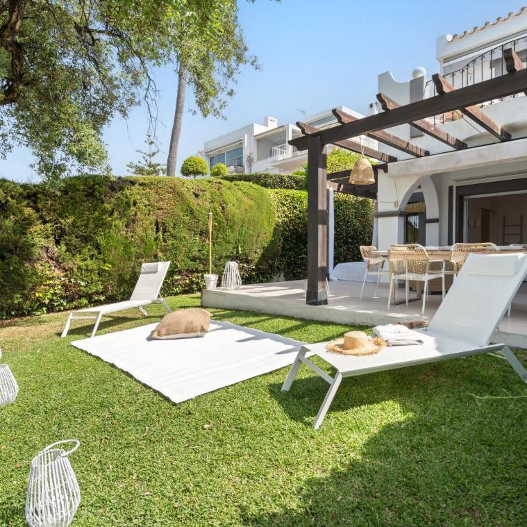 Las Pergolas - Three-Bedroom House - 51
