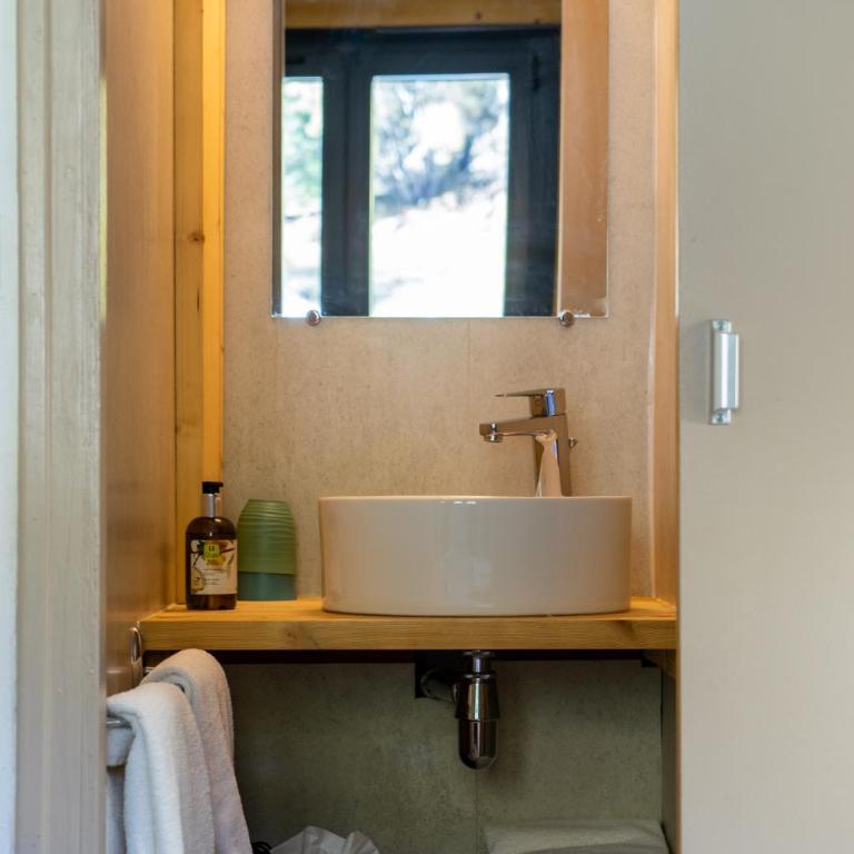 Hotel Le Faranchin - Petite Chambre Double Standard - 1