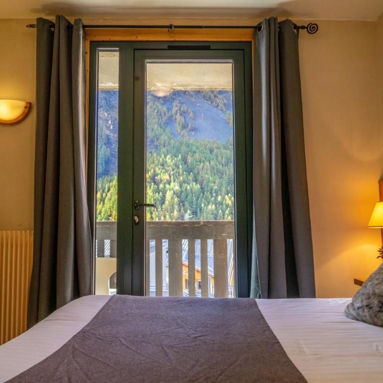 Hotel Le Faranchin - Petite Chambre Double Standard - 2