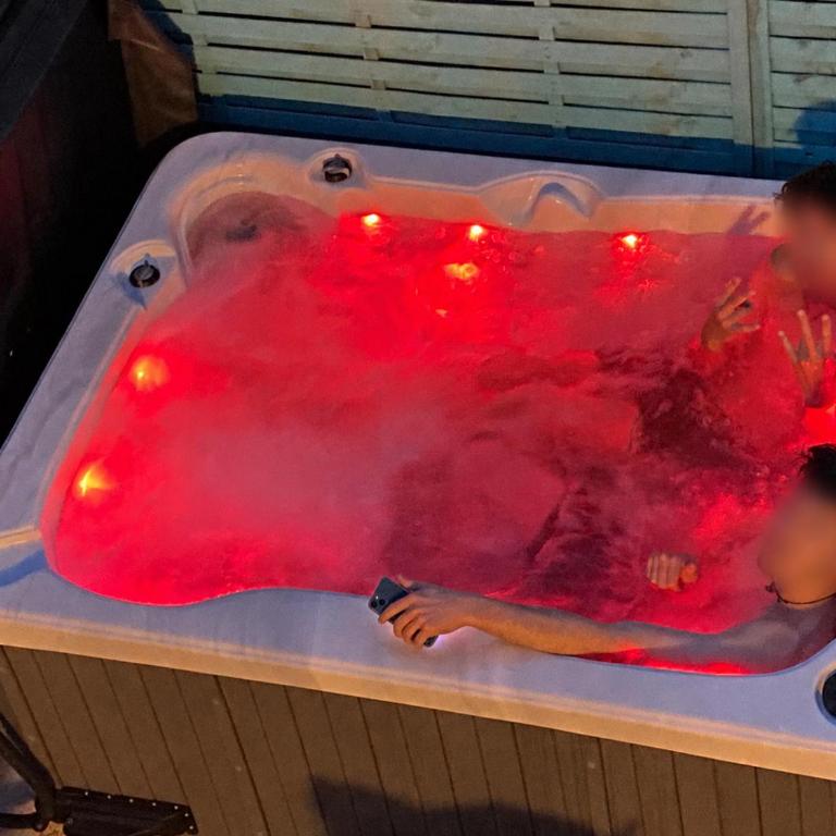 Maison MATIASMA avec Jacuzzi - Villa 3 Chambres - 12