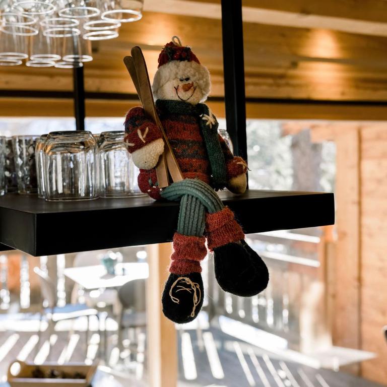 CHALET ANNAPURNA ET SON MAZOT, CHALETS D'HINOUKA SERRE CHEVALIER CHANTEMERLE 200 m des pistes - Chalet 3 Chambres - 5