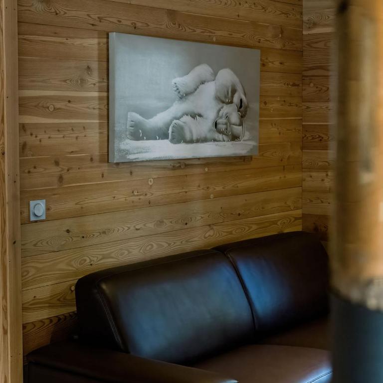 CHALET ANNAPURNA ET SON MAZOT, CHALETS D'HINOUKA SERRE CHEVALIER CHANTEMERLE 200 m des pistes - Chalet 3 Chambres - 12