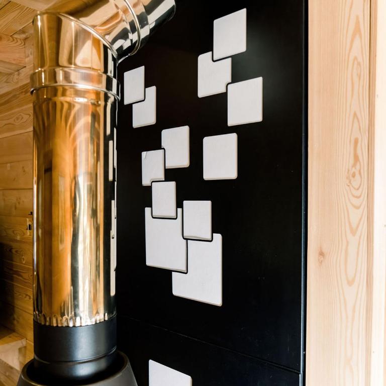 CHALET ANNAPURNA ET SON MAZOT, CHALETS D'HINOUKA SERRE CHEVALIER CHANTEMERLE 200 m des pistes - Chalet 3 Chambres - 9