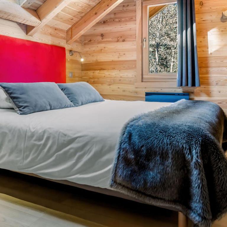 CHALET ANNAPURNA ET SON MAZOT, CHALETS D'HINOUKA SERRE CHEVALIER CHANTEMERLE 200 m des pistes - Chalet 3 Chambres - 17