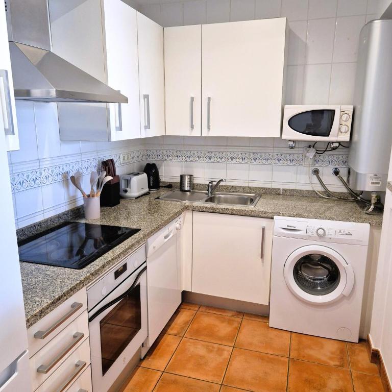 Apartamento Brisa Marina - Two-Bedroom Apartment - 6