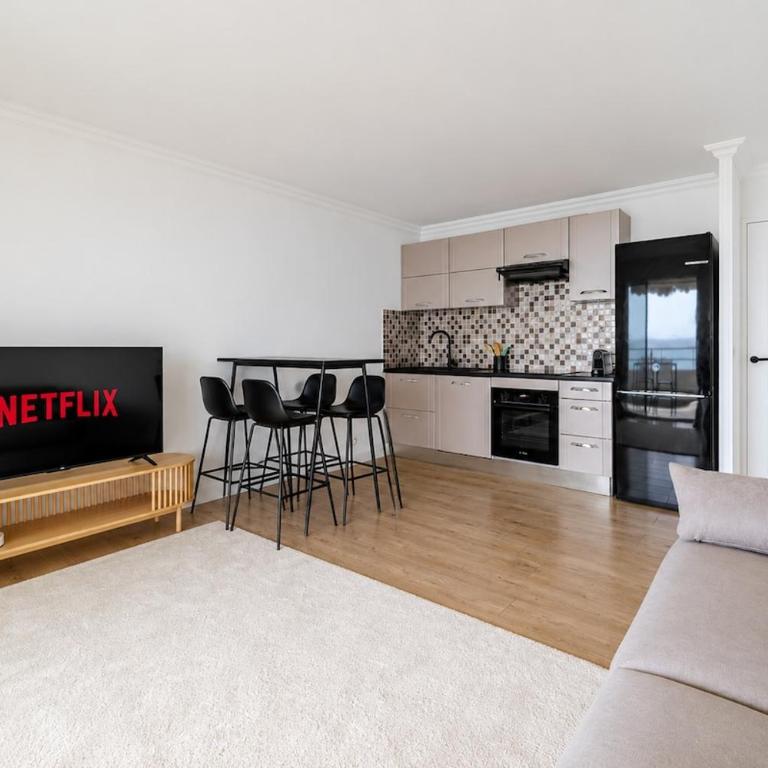 Exceptional 2 bedroom apartment with AC WiFi, sea vies and parking in Nice - Appartement 1 Chambre - 1