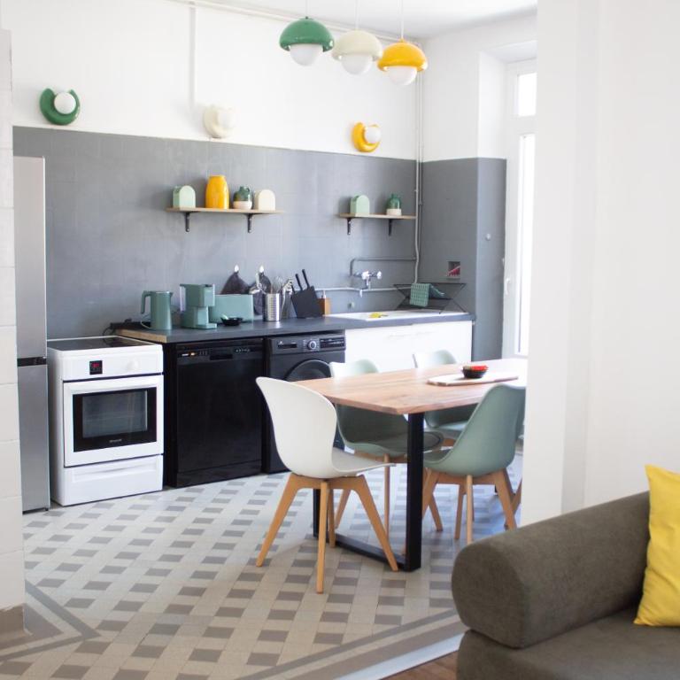 Avocado - Garage inclus - T3 - 96m2 - lumineux - Centre ville tout à pied - Apartment mit 2 Schlafzimmern - 66