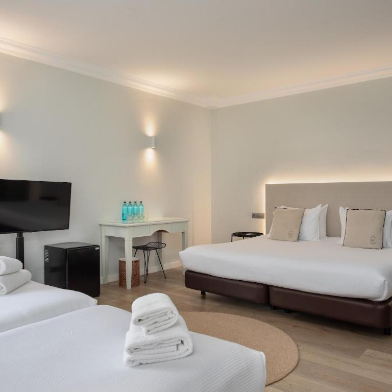 Hotel Montjoi by Brava Hoteles - Habitación Familiar Básica - 1