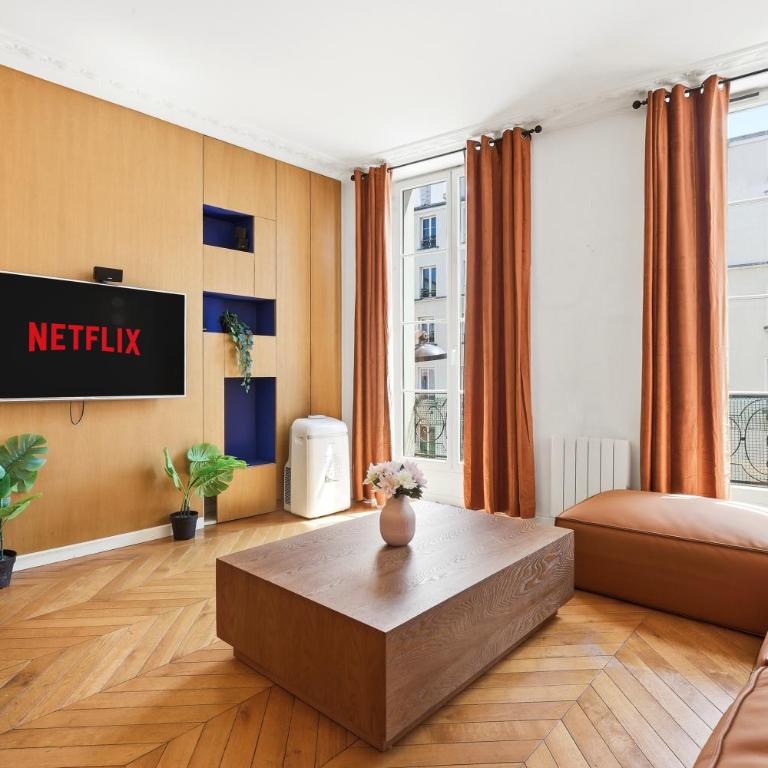 Vibrant 2BR Apartment Near Bastille & Le Marais - Two-Bedroom Apartment - 1