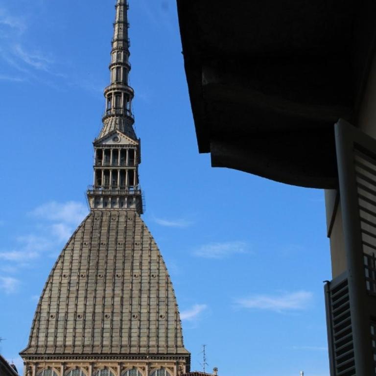 Via Po sotto la mole - Appartamento con 2 Camere da Letto - 11