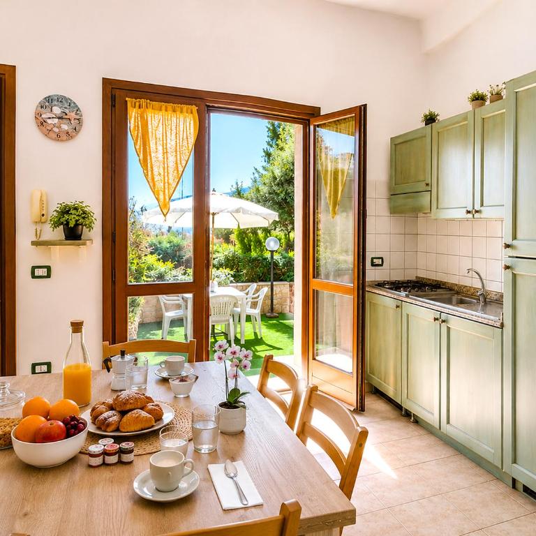 Casa Vacanze Bouganville Caprera e spiagge WiFi e Parcheggio - Appartamento con 1 Camera da Letto - 1