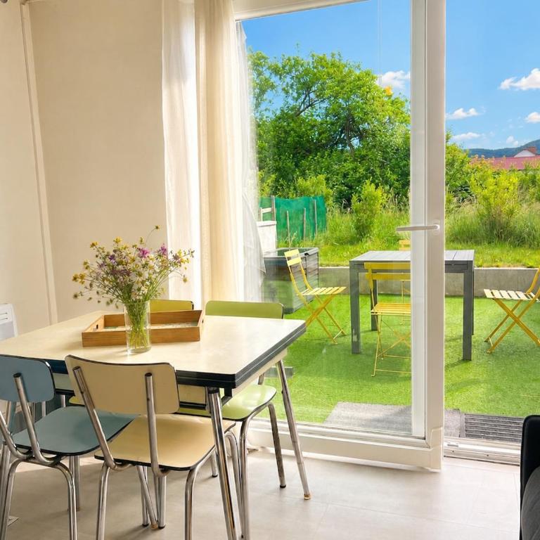 Appartement avec terrasse au calme- Marché 5 min - Two-Bedroom Apartment - 7