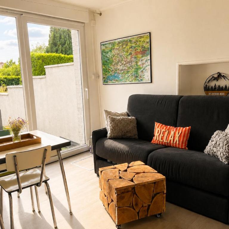Appartement avec terrasse au calme- Marché 5 min - Two-Bedroom Apartment - 9