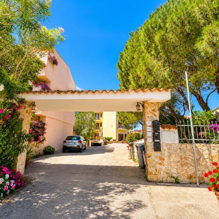 Casa Vacanze Bouganville Caprera e spiagge WiFi e Parcheggio - Appartamento con 1 Camera da Letto - 11