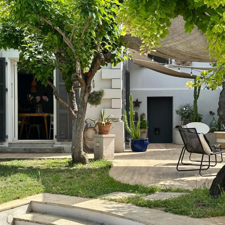 Belle maison de caractère au calme piscine - Villa - 26