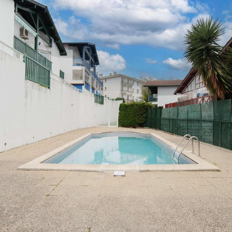 Appartement rénové à Hendaye, climatisé avec parking - FR-1-2-446 - Appartement - 8