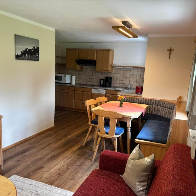 Bergbauernhof Haug - Apartment mit 2 Schlafzimmern und Dusche - 4