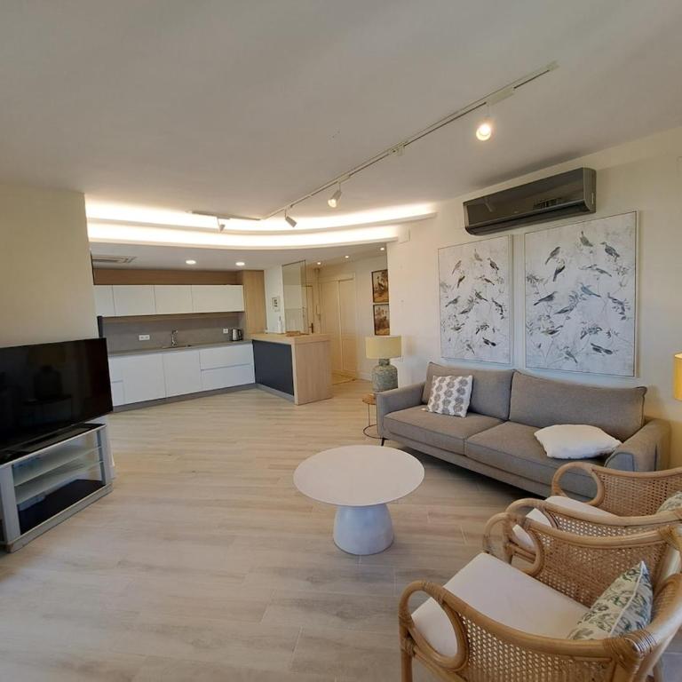 Ático de 3 dormitorios frontal al mar, Los Cisnes - By AC REAL - Three-Bedroom Superior Apartment - 46