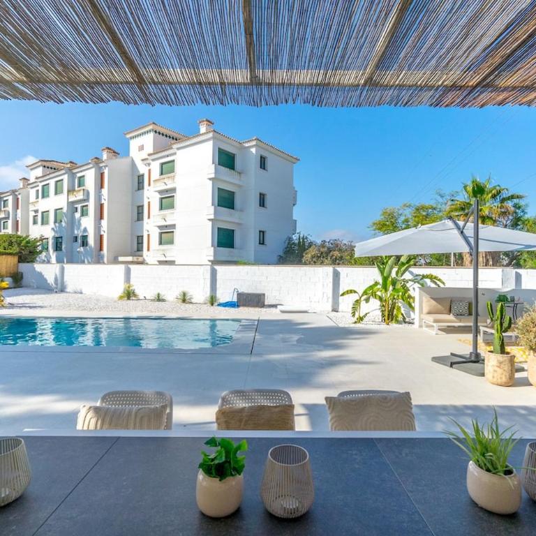 Villa Mariposa by the Sea - Villa - 7