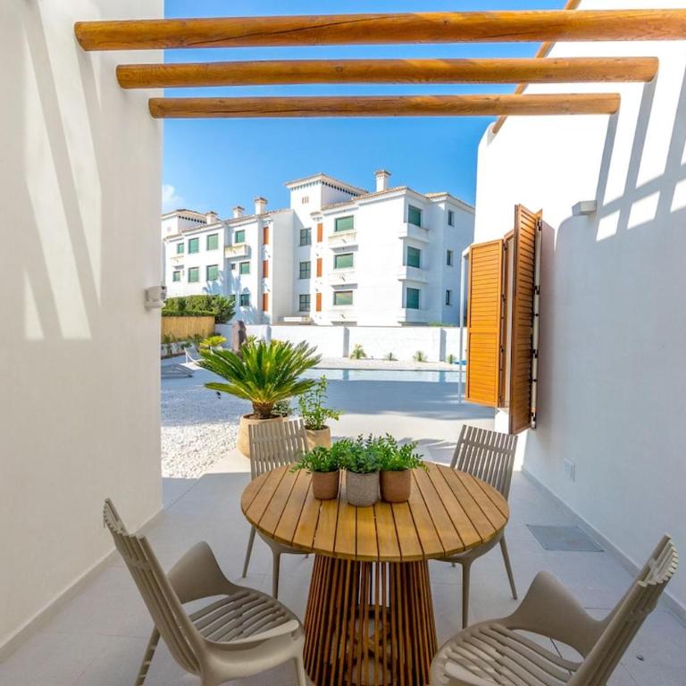 Villa Mariposa by the Sea - Villa - 10