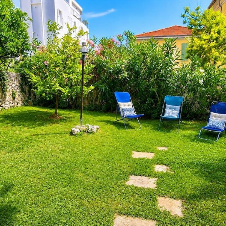 Provençal gem - large garden in Beaulieu - 6min walk to the beach - Appartement 2 Chambres - 1