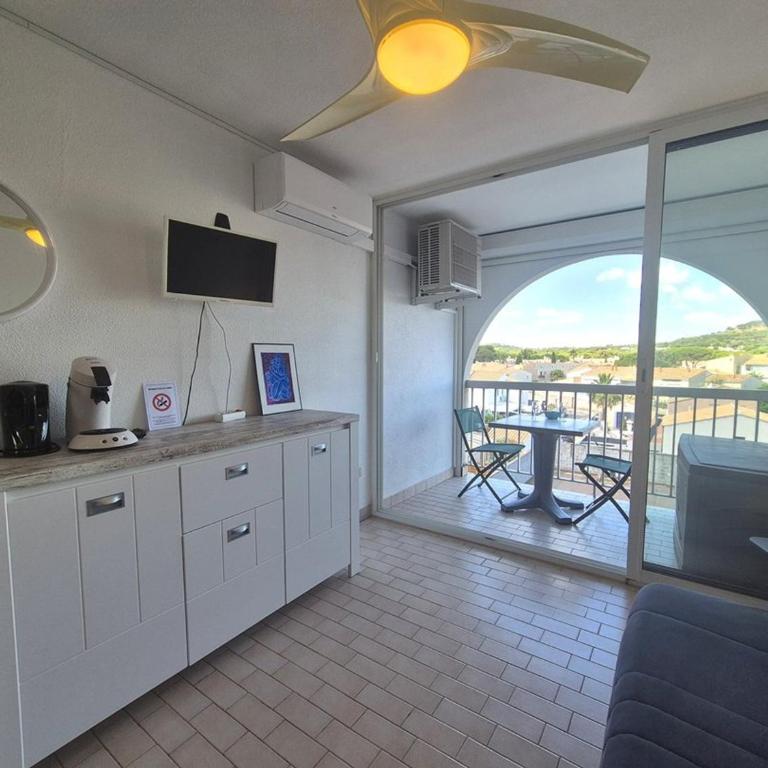 Studio Classic avec balcon et parking sécurisé - Capacité 2 pers - FR-1-867-3 - Studio - 5