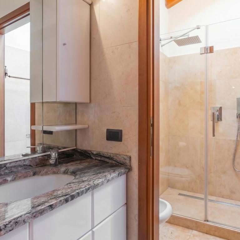 Verona Center Residence - Appartamento con 2 Camere da Letto - 5