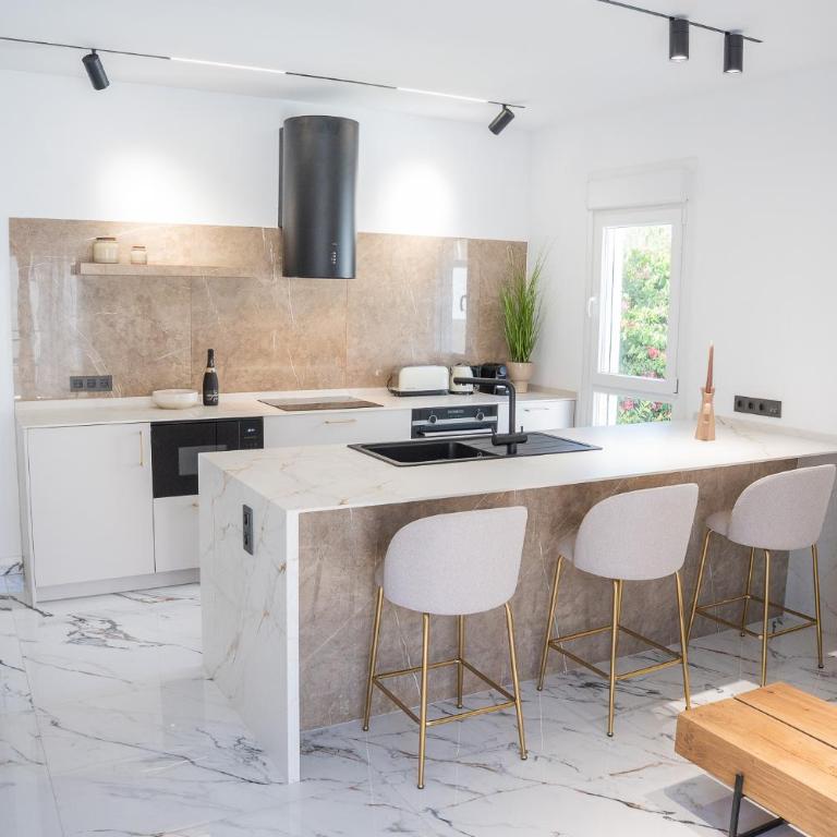 Unique private pool apartment in Carihuela - Appartamento - 72