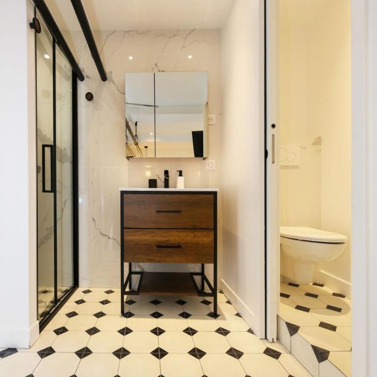 Appartement proche des celebres puces de Paris 4P - Apartment - 21
